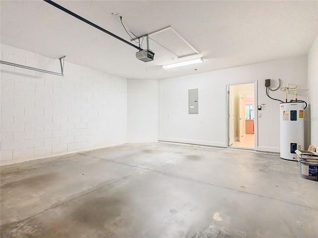 1300 GILFORD POINT LANE, Davenport, FL 33896