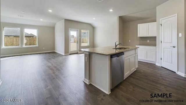 1506 Colonel Ridge, New Iberia, LA 70560