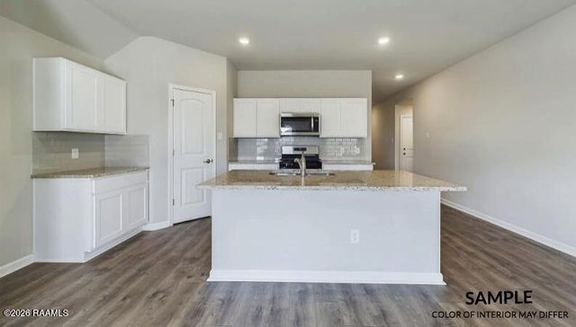 1506 Colonel Ridge, New Iberia, LA 70560