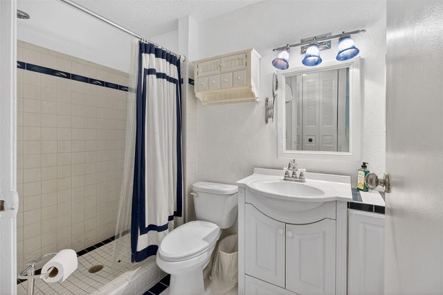 215 LAKE CHARLES COURT, Oldsmar, FL 34677