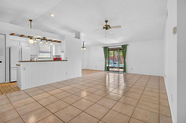 215 LAKE CHARLES COURT, Oldsmar, FL 34677