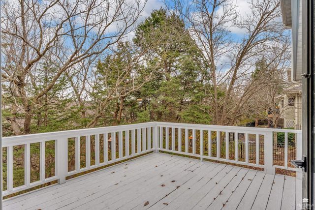 1716 Westbank Way, Manhattan, KS 66503