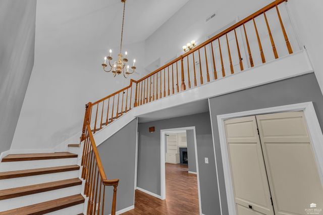 1716 Westbank Way, Manhattan, KS 66503