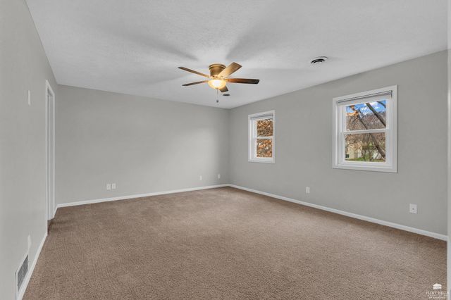 1716 Westbank Way, Manhattan, KS 66503