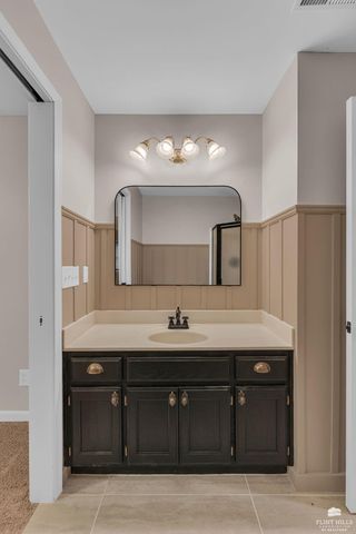 1716 Westbank Way, Manhattan, KS 66503