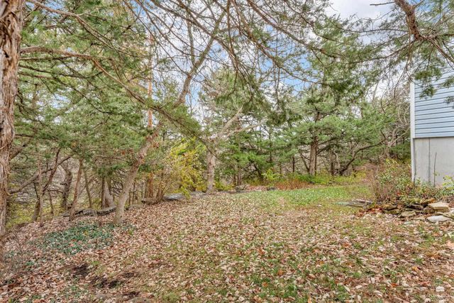 1716 Westbank Way, Manhattan, KS 66503