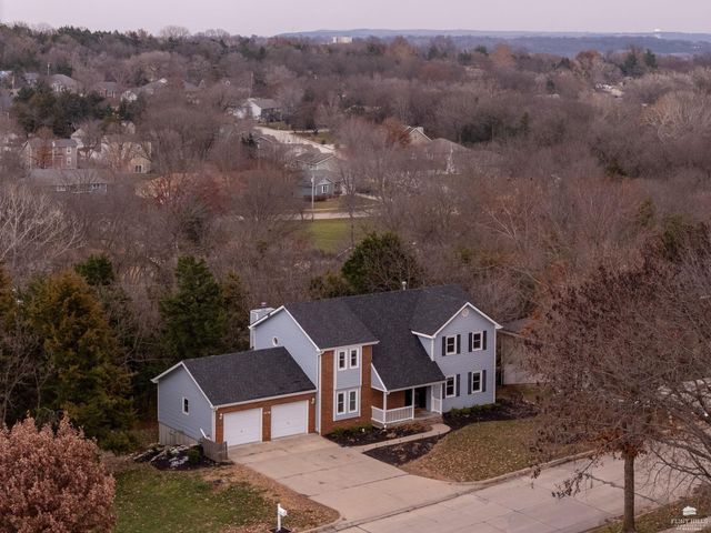 1716 Westbank Way, Manhattan, KS 66503