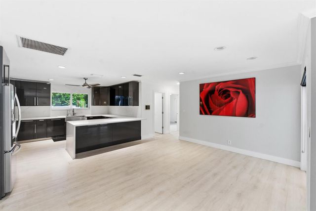 5900 Bayview Drive, Fort Lauderdale, FL 33308