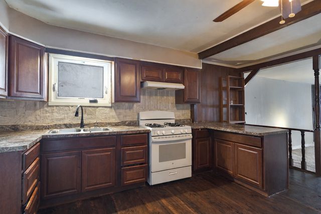 2303 Dickey Avenue, North Chicago, IL 60064