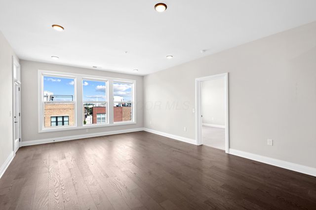 751 N 6th Street, 412, Columbus, OH 43215