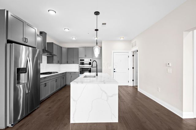 751 N 6th Street, 412, Columbus, OH 43215