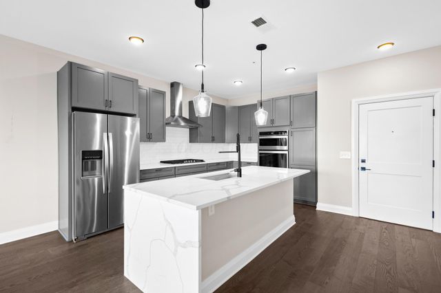 751 N 6th Street, 412, Columbus, OH 43215