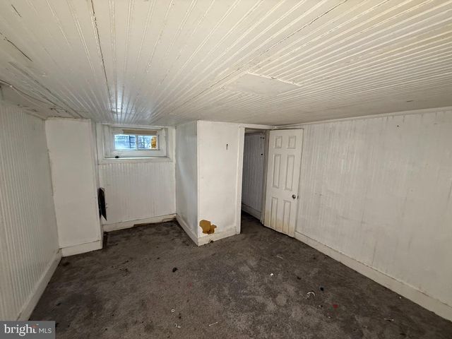 819 N CURLEY ST N, Baltimore, MD 21205