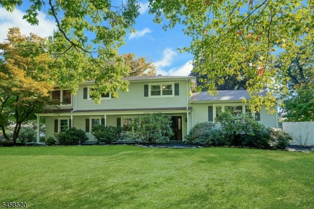 15 Camelot Way, Parsippany-troy Hills Twp., NJ 07054