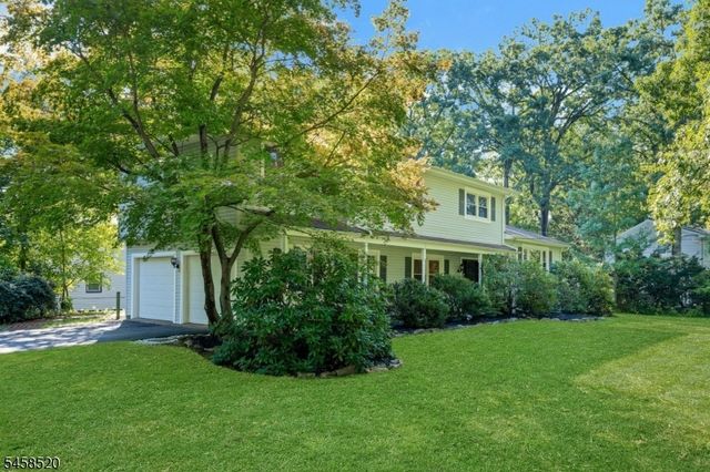 15 Camelot Way, Parsippany-troy Hills Twp., NJ 07054