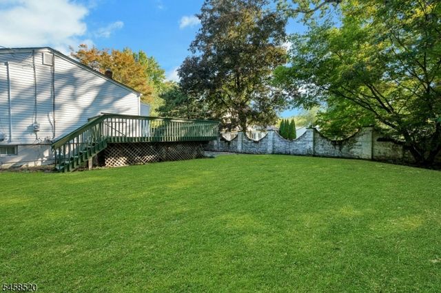 15 Camelot Way, Parsippany-troy Hills Twp., NJ 07054