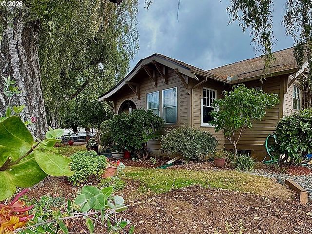 192 N VERNONIA Rd, St Helens, OR 97051