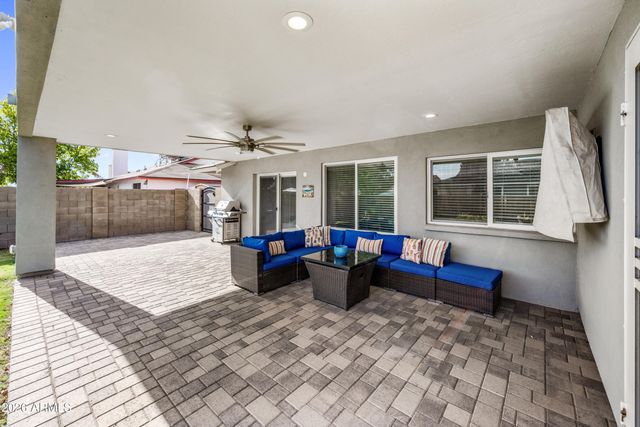 1105 W MESETO Avenue, Mesa, AZ 85210