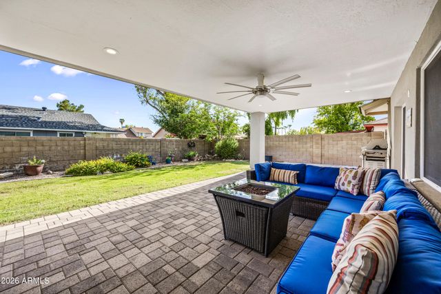 1105 W MESETO Avenue, Mesa, AZ 85210