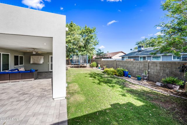 1105 W MESETO Avenue, Mesa, AZ 85210