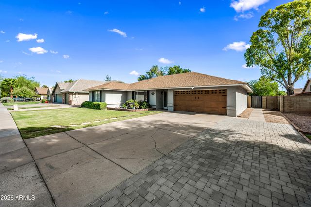 1105 W MESETO Avenue, Mesa, AZ 85210