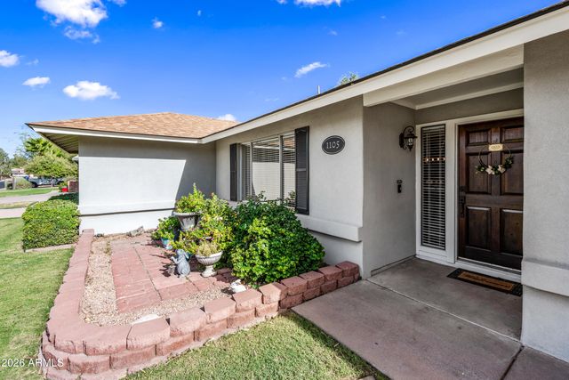 1105 W MESETO Avenue, Mesa, AZ 85210