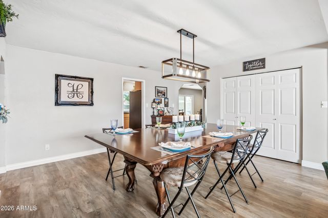 1105 W MESETO Avenue, Mesa, AZ 85210