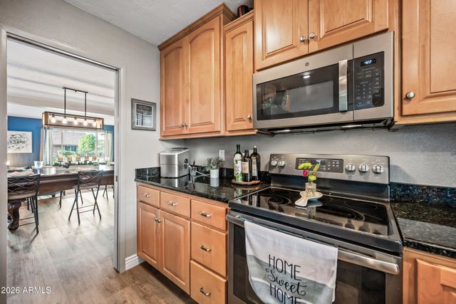 1105 W MESETO Avenue, Mesa, AZ 85210