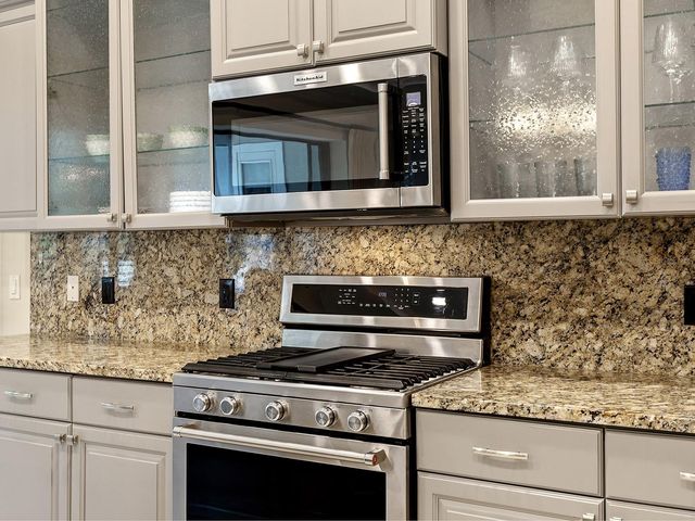 7210 LAKE FOREST GLEN, Lakewood Ranch, FL 34202