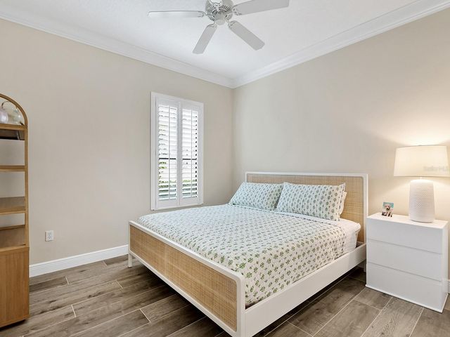 7210 LAKE FOREST GLEN, Lakewood Ranch, FL 34202