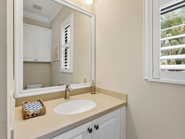7210 LAKE FOREST GLEN, Lakewood Ranch, FL 34202