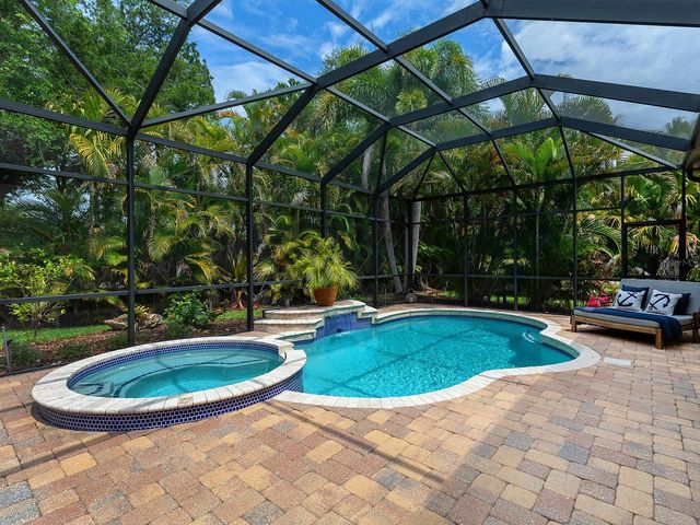 7210 LAKE FOREST GLEN, Lakewood Ranch, FL 34202
