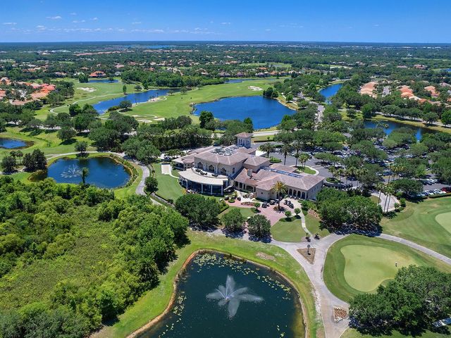 7210 LAKE FOREST GLEN, Lakewood Ranch, FL 34202