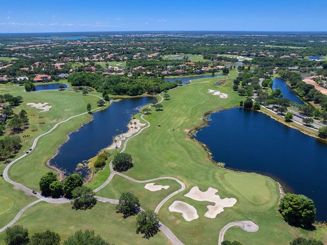7210 LAKE FOREST GLEN, Lakewood Ranch, FL 34202