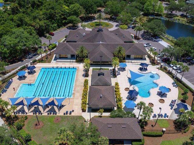 7210 LAKE FOREST GLEN, Lakewood Ranch, FL 34202