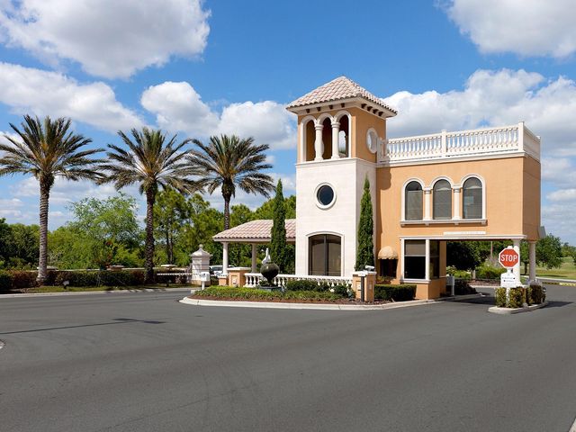 7210 LAKE FOREST GLEN, Lakewood Ranch, FL 34202
