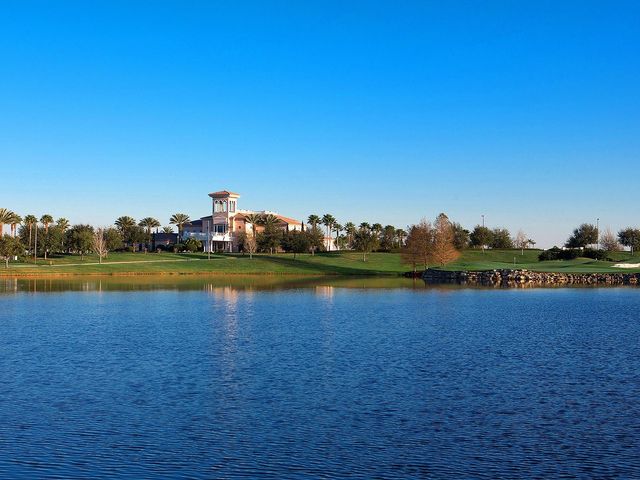 7210 LAKE FOREST GLEN, Lakewood Ranch, FL 34202