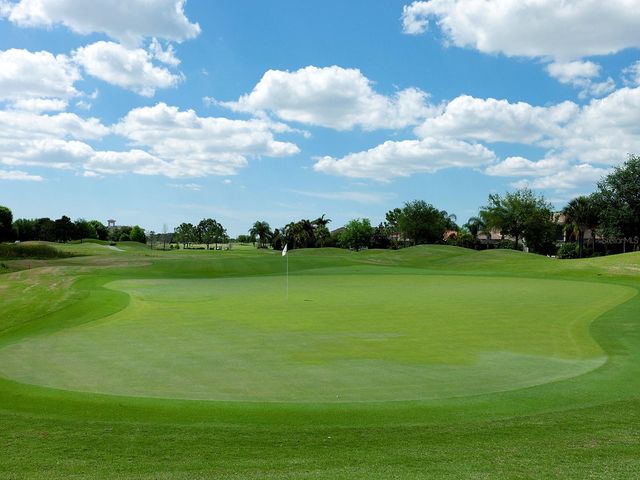 7210 LAKE FOREST GLEN, Lakewood Ranch, FL 34202