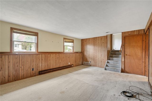 4254 Vine Meadow Road, Clay, NY 13090