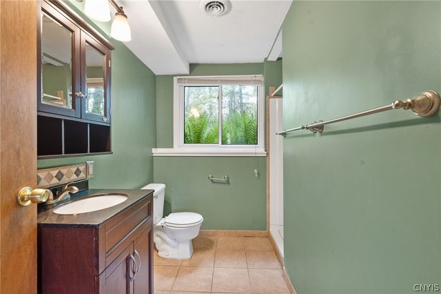 4254 Vine Meadow Road, Clay, NY 13090