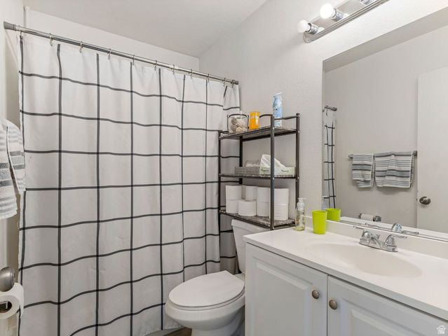 3909 S 7200 W, Magna, UT 84044