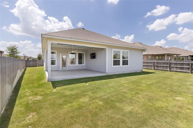 404 Simmental LOOP, Hutto, TX 78634