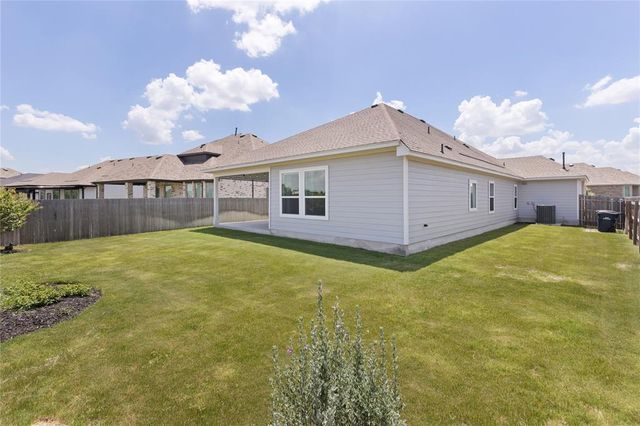 404 Simmental LOOP, Hutto, TX 78634