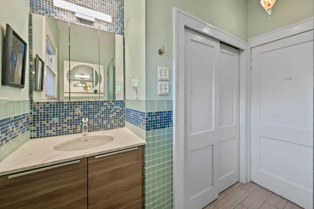 1911 Harold Street, Houston, TX 77098