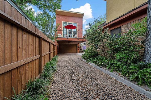 1911 Harold Street, Houston, TX 77098