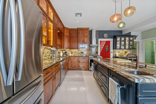 1911 Harold Street, Houston, TX 77098