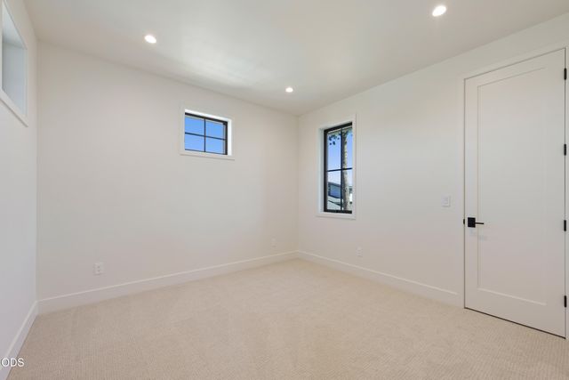 3333 NW Leavitt Lane 256, Bend, OR 97703