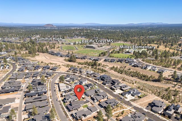 3333 NW Leavitt Lane 256, Bend, OR 97703