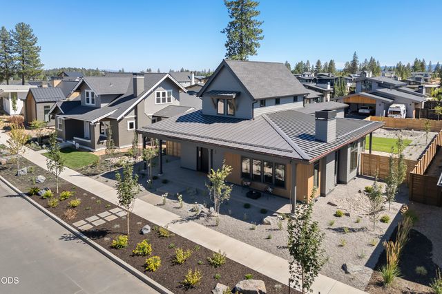 3333 NW Leavitt Lane 256, Bend, OR 97703