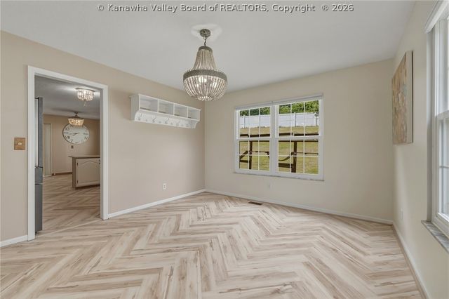 212 Pawnee Drive, Charleston, WV 25312